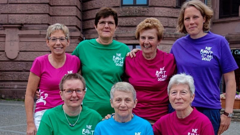 Sportlich: Susanne Kellermeier, Gudrun Rieger, Karin Littkemann (vordere Reihe, v.l.), Ingrid Twiehaus, Doris Bettenbrock, Ute Ahlgrimm und Kirsten Fuhr (hinten, v.l.).  Sportlich: Susanne Kellermeier, Gudrun Rieger, Karin Littkemann (vordere Reihe, v.l.), Ingrid Twiehaus, Doris Bettenbrock, Ute Ahlgrimm und Kirsten Fuhr (hinten, v.l.).