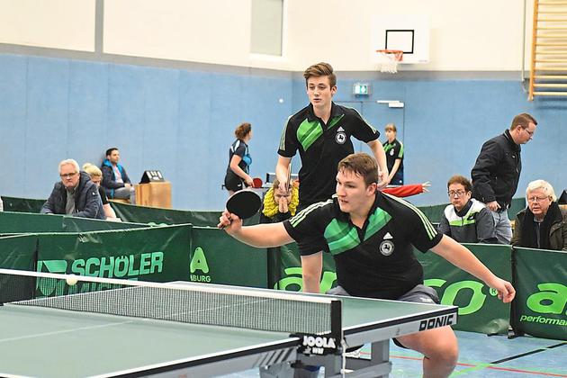 Finn-Luca Moser, mit 9:1 Siegen in der Rückrunde bester Spieler der Liga, und Dominik Woyciechowski holten zusammen fünf der neun Westerkappelner Punkte.