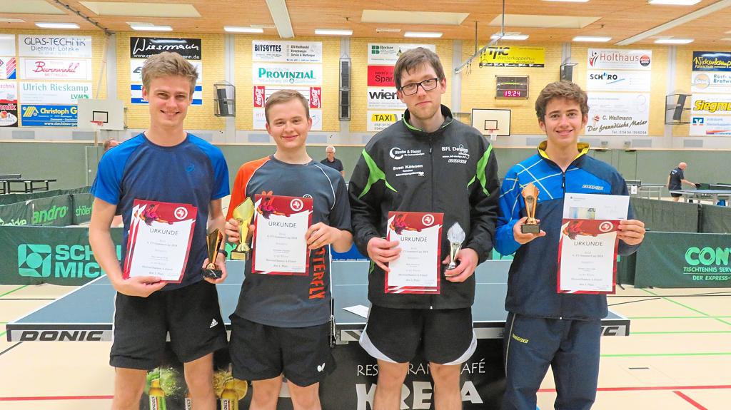 die Platzierten der Herren-A-Konkurrenz: Marc-Kevin Wohl (3. Platz), Alexander Michelis (Sieger), Rick Schwarzer (2.) und Nicolas Yarce Solis (3.)